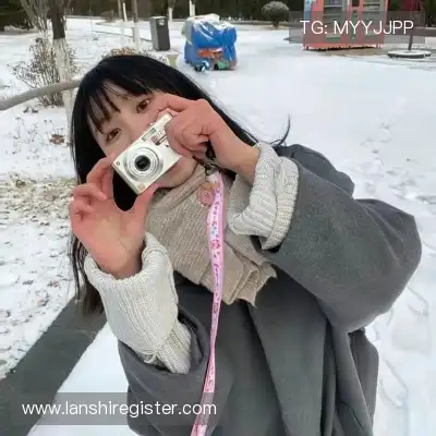 强燕颖